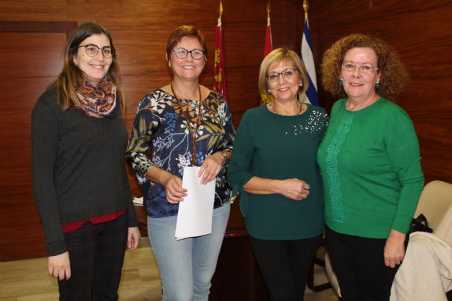 Ayuntamiento y AECC firman un convenio para la concesión de una subvención de 3.500 euros