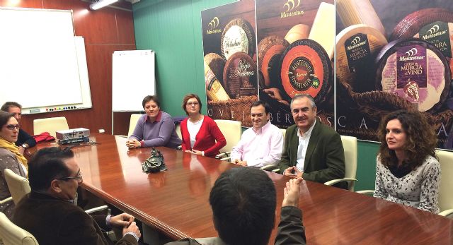 González Tovar afirma que Jumilla necesita un nuevo Gobierno Regional que apoye sus sectores económicos