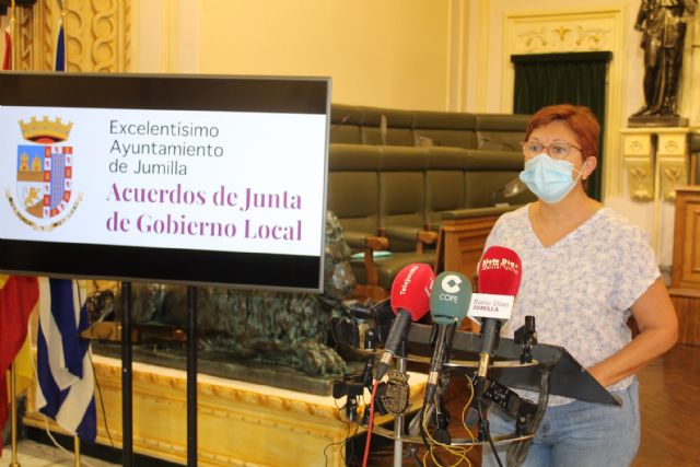 La Junta de Gobierno adjudica las obras de sustitución del césped del campo de fútbol Antonio Ibáñez