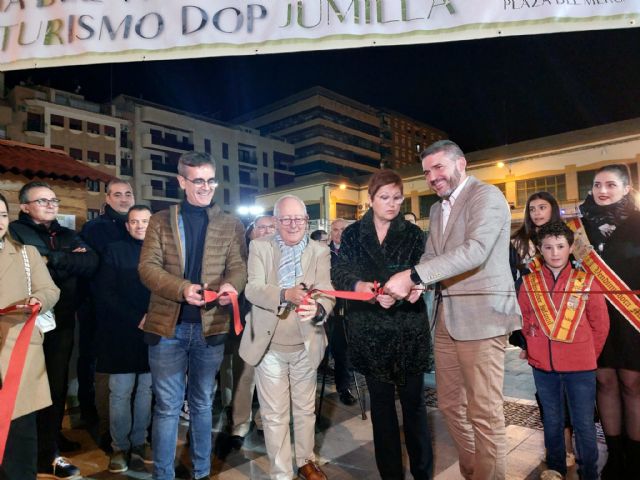 Luengo inaugura la I Feria del Vino y del Enoturismo DOP Jumilla