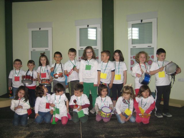 Niños y niñas del municipio disfrutan de las vacaciones de Semana Santa en la escuela vacacional del CAI