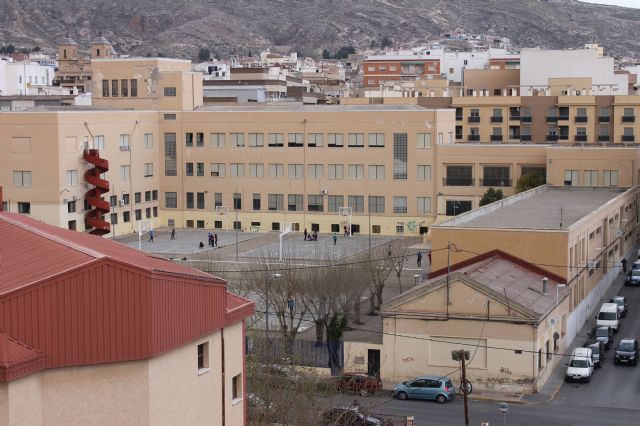 Jumilla ha sido uno de los 37 municipios que ha elaborado este curso su propio calendario escolar