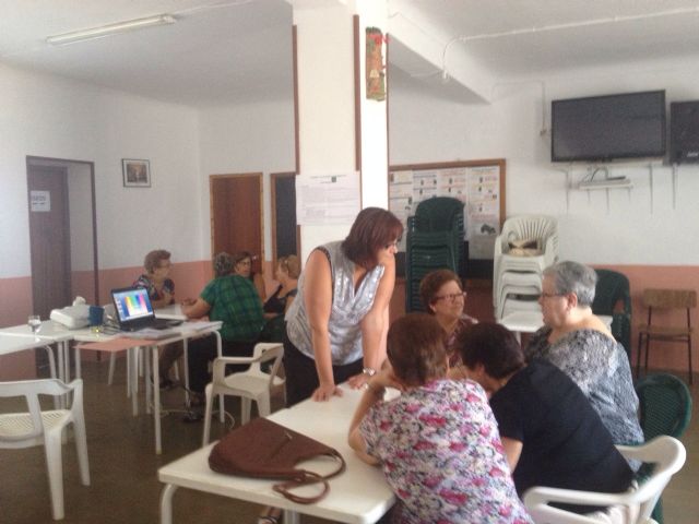 La Escuela de Empoderamiento arranca con más de una veintena de participantes