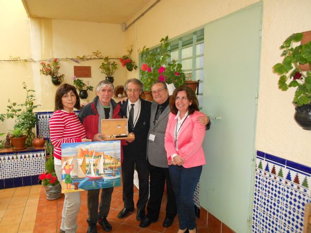 Los templarios de Jumilla premian el arte de un preso en Almería