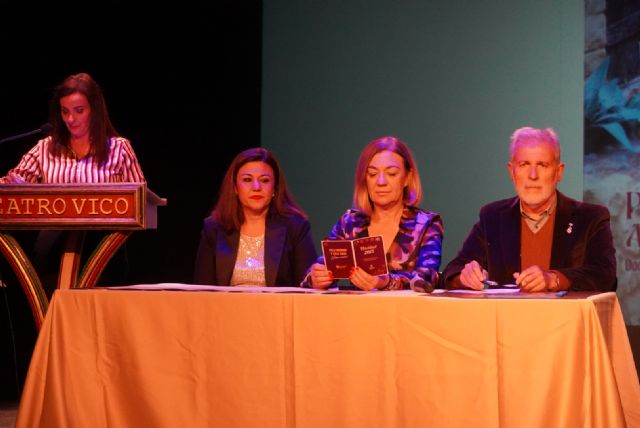 Presentado el cartel y el programa de Navidad 2025 en el Teatro Vico de Jumilla