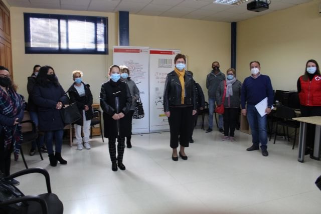 Aguas de Jumilla y Cruz Roja firman un convenio para el desarrollo de itinerarios de inserción personalizados para mayores de 45 años