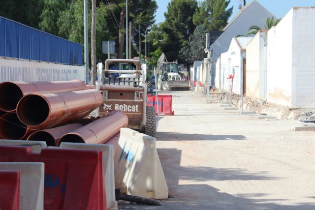 Comienzan en La Estacada las obras de renovación de infraestructuras de la calle Jardín Botánico y su prolongación hasta La Vía