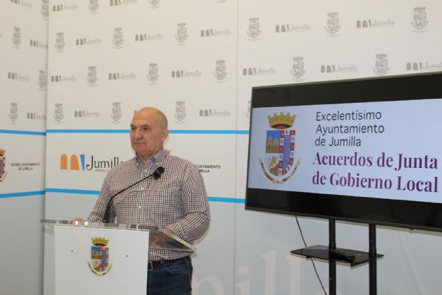 La JGL inicia el procedimiento para imponer penalidades a la empresa que gestiona las piscinas municipales