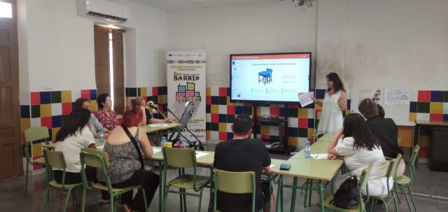 Continúan los talleres de inclusión social y laboral dentro del Programa Pro-Tejiendo Nuestro Barrio