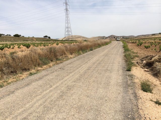 La alcaldesa y el edil de Agricultura se reúnen con el director general de Desarrollo Rural