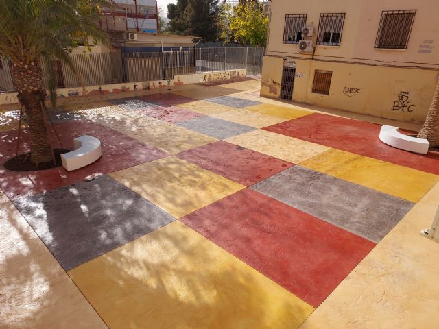 La nueva cubierta del edificio El Alpicoz será una realidad en pocas semanas