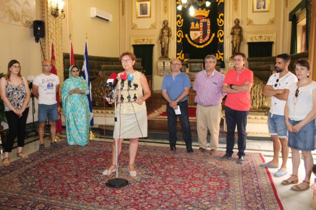 Recibidos en el salón de plenos los cinco niños saharauis acogidos este verano en Jumilla