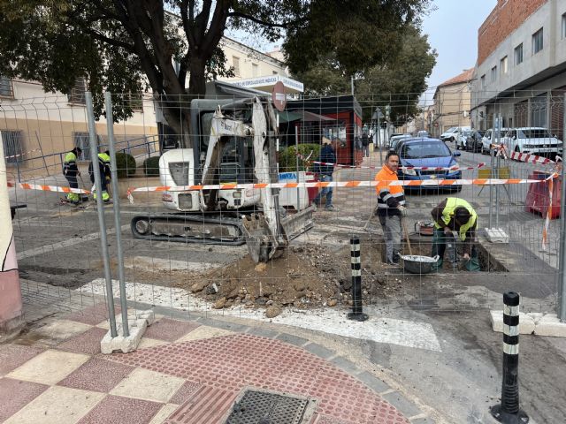 Comienzan las obras de remodelación del tramo peatonal de la calle Infante Don Fadrique y la plaza del Centro de Especialidades