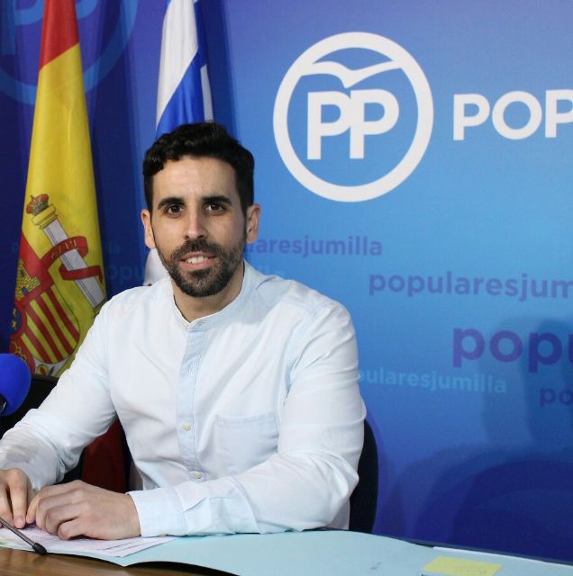 “Han querido colgarse la medalla de la victoria con este carril pero lo único que ha hecho es enfrentar a la ciudadanía y crear más descontento si cabe con este gobierno”
