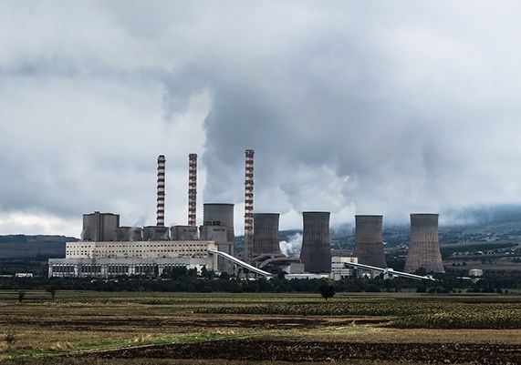 IU-V:'Nuevo contrato de suministro eléctrico, una oportunidad perdida para cambiar a la energía verde en Jumilla'