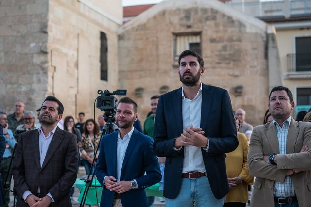 VOX celebra que la Justicia avale su iniciativa para impedir el uso de las instalaciones deportivas municipales para rezos islámicos en Jumilla