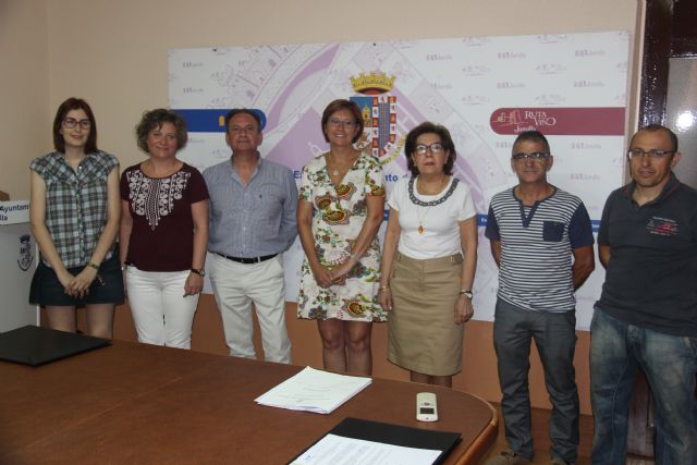 Firmados los convenios de colaboración de Aguas de Jumilla con AECC, ARJU y AJITM