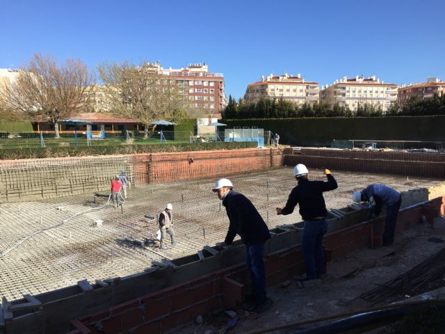 Las obras de la Piscina Olímpica llegan a su fase de proyectado de hormigón