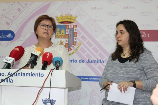 La alcaldesa y la concejala de Educación trasladan las necesidades de inversión de los colegios