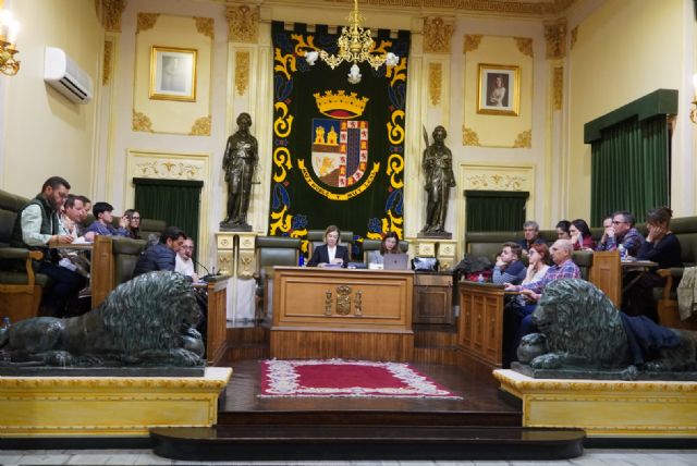 El Pleno aprueba por unanimidad conceder el título de Hijo Adoptivo de Jumilla a José Miguel Noguera Celdrán