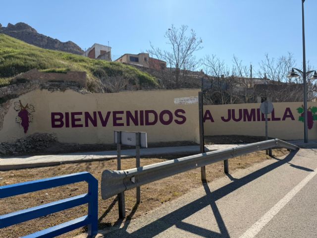 El Ayuntamiento intensifica las actuaciones en calles y entradas al municipio