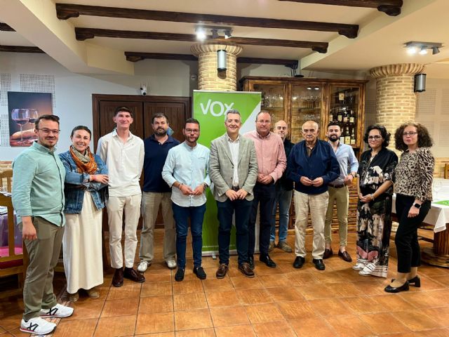 VOX Jumilla refuerza su proyecto político en el Altiplano junto al nuevo Comité Ejecutivo Provincial VOX