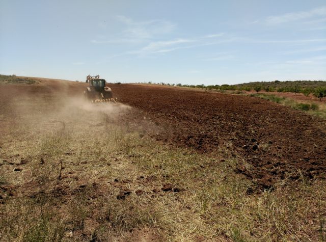 Medio Ambiente recuerda que en verano está prohibida la utilización de lodos como abono