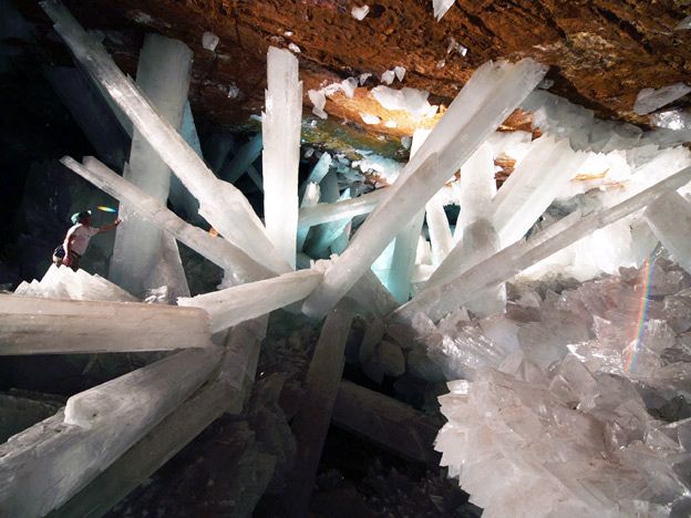 El Museo de Ciencias acoge hoy sesión de cine documental 'Cristales Gigantes de la cueva de Naica'