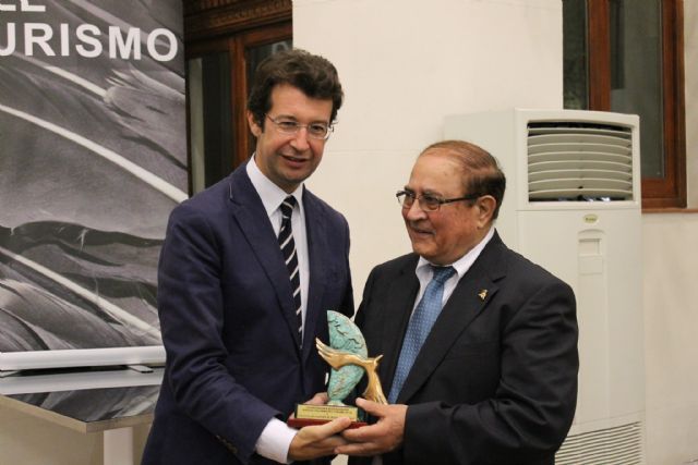 La Ruta del Vino de Jumilla, galardonada con el premio Paloma del Turismo junto a las Rutas de Bullas y Yecla