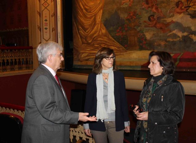 La directora general de Industrias Culturales califica el Teatro Vico como 'joya cultural de la Región del Murcia'