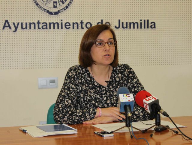 La Junta aprueba la contratación de las obras para la reparación de pistas del Polideportivo Municipal