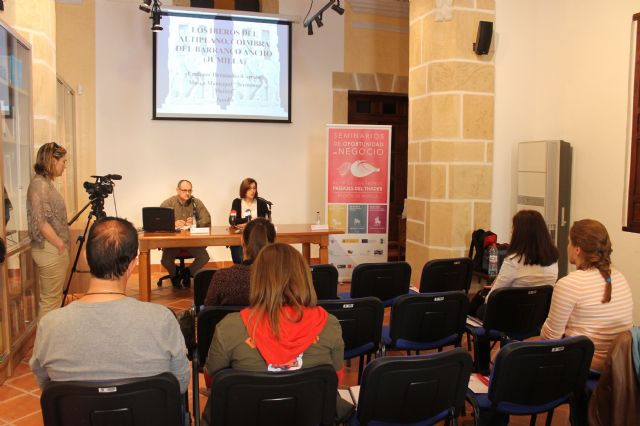 Jumilla acoge un seminario sobre la Ruta de los Íberos  Paisajes del Thader