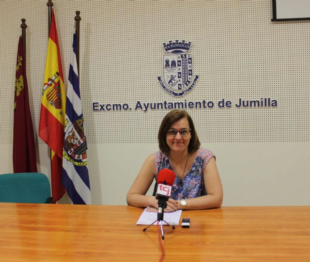 La Concejala de Hacienda explica la situación económica con la que se queda el Ayuntamiento de Jumilla a fecha de mayo del 2015