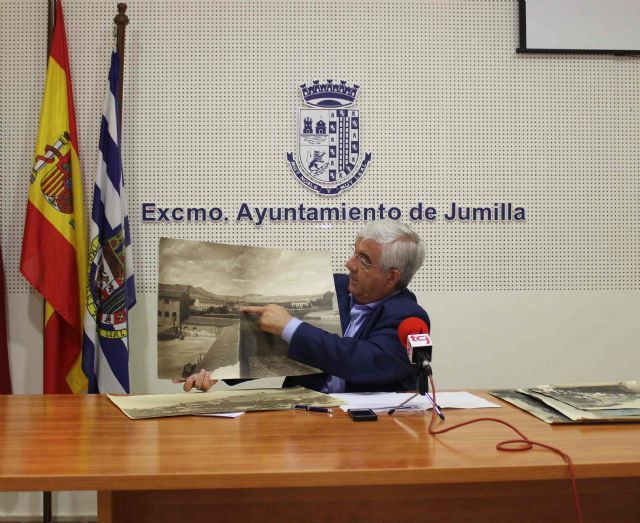 Jumilla recupera un archivo fotográfico histórico con más de 90 años de antigüedad