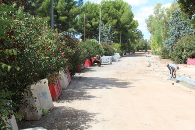Avanzan en La Estacada las obras de renovación de infraestructuras de la calle Jardín Botánico y su prolongación hasta La Vía