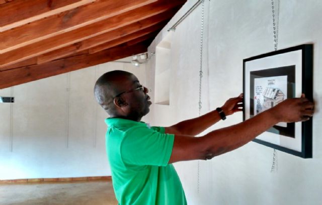 El Plan de Espacios Expositivos de Cultura lleva a Jumilla las obras del artista Ndukwe Ogwe