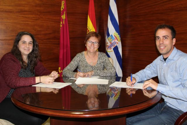 El Ayuntamiento firma convenio de 15.000 euros con FAMPA para impulsar la participación integral de la comunidad educativa