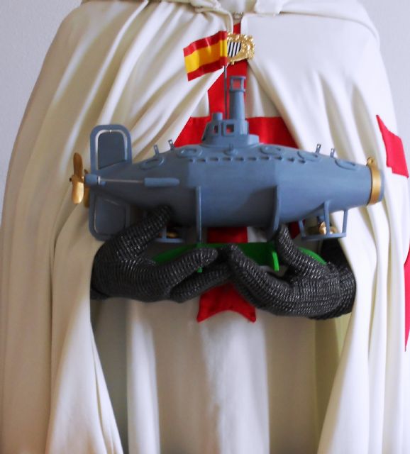 La maqueta del submarino Peral, construida por un preso en la cárcel de Campos del Río,  'recalará' en el Museu Maritim de Barcelona