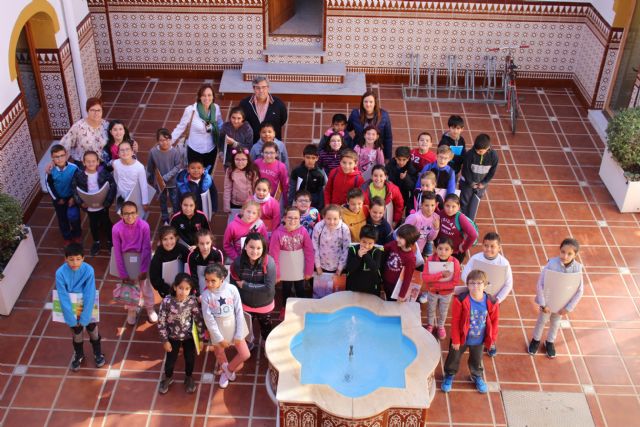 Visita alumnos 3º colegio Asunción al Ayuntamiento de Jumilla