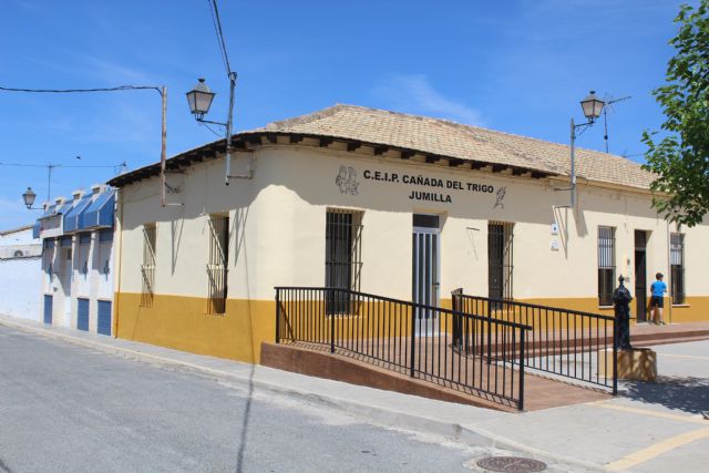 Finalizan varias obras de mejora en edificios, calles y plazas de la Cañada del Trigo
