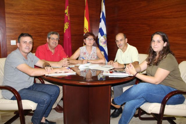 Firmado convenio extraordinario con la Junta Central de Hermandades para el 30 Encuentro de Cofradías
