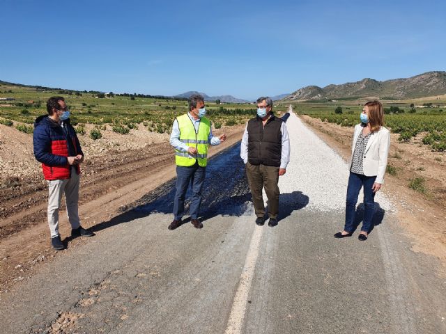 Mejoran la seguridad de los más de 1.600 usuarios que transitan diariamente por la vía que une Jumilla con la Sierra del Carche