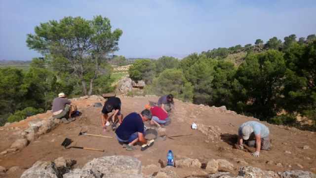 Finalizan excavaciones arqueológicas en el poblado de la Edad del Bronce del Cerro del Tío Pimentón