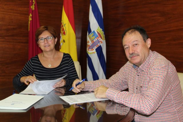 Firmado convenio de colaboración entre Ayuntamiento y Aspajunide - 2018