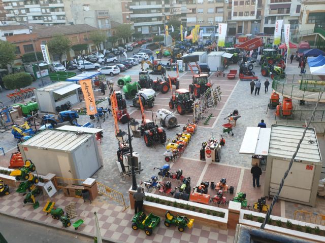 La Feria Agrícola de Jumilla se consolida como referente en el sector en la zona