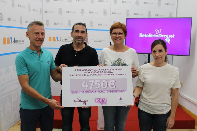 La Fundación Síndrome de Dravet recibe 4.750 euros recaudados en los 10 Km Saludables